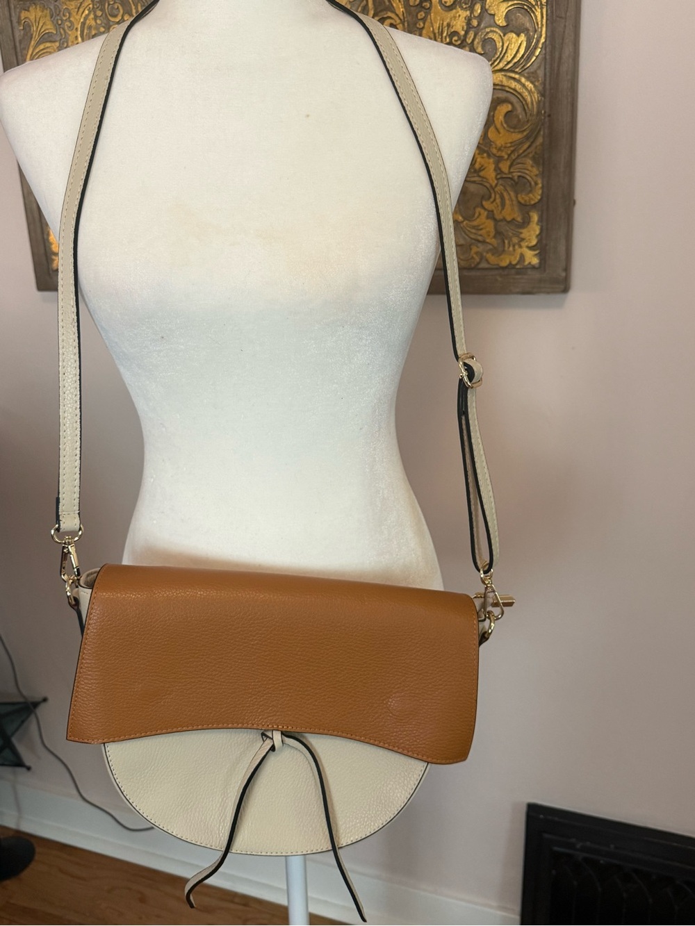 Borse in Pelle Italian Leather Two Tone Saddle Crossbody Bag